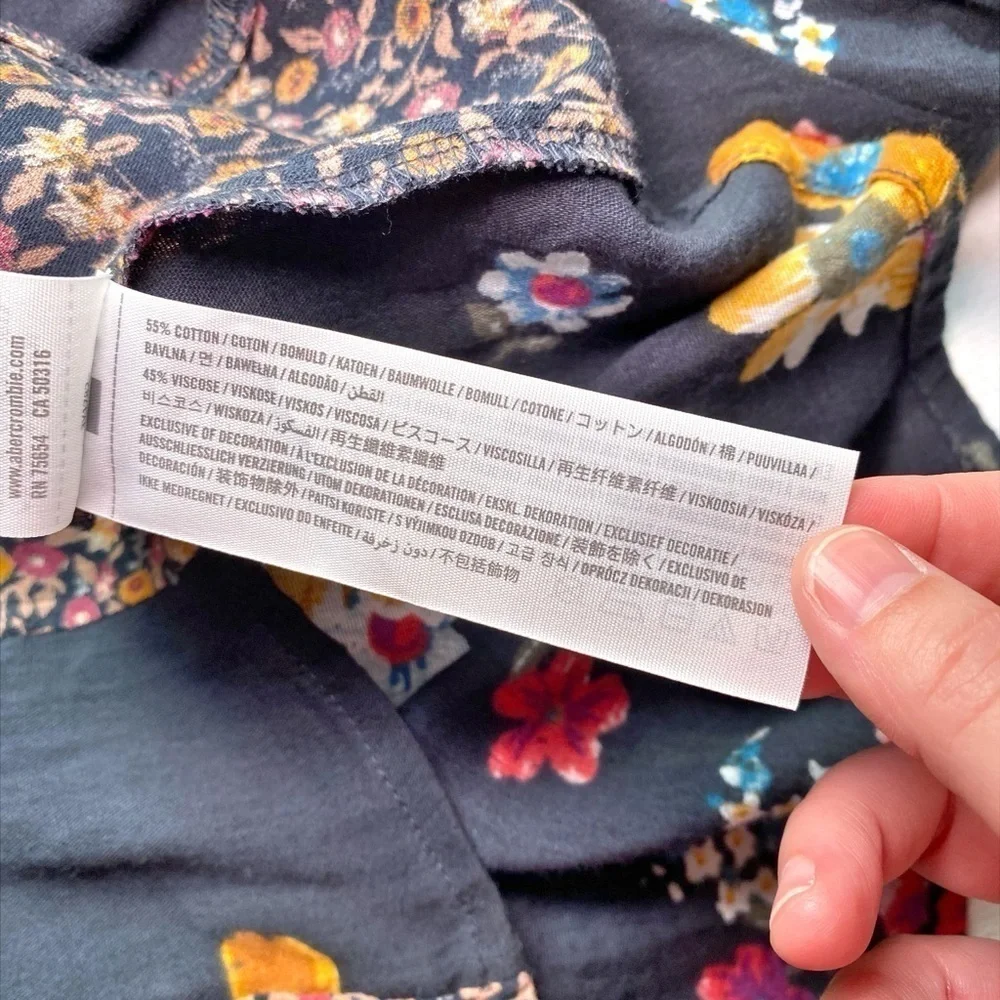 Hollister Y2K Baby Doll Patchwork Bohemian Floral Top - Picture 9 of 14